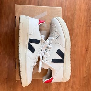 Veja V10 leather sneakers